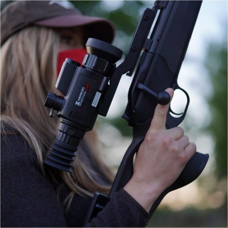 hikmicro-panther-pq35l-20-lrf-celownik-termowizyjny-termowizor5.jpg